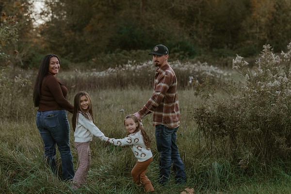Outdoor family portraits in Dowagiac Michigan during golden hour